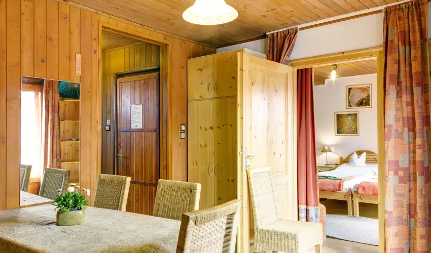 Kaktusz Villa H�v�z - M�jus 1. (min. 2 �j)