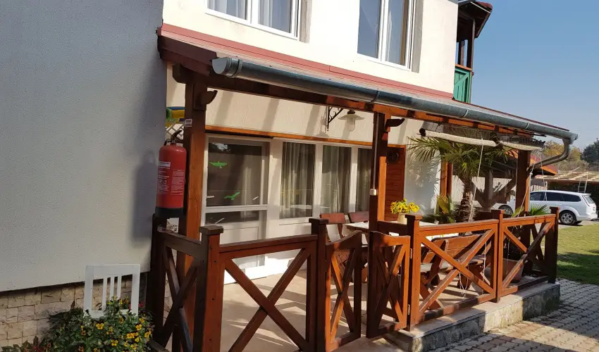 Kaktusz Villa H�v�z - M�jus 1. (min. 2 �j)