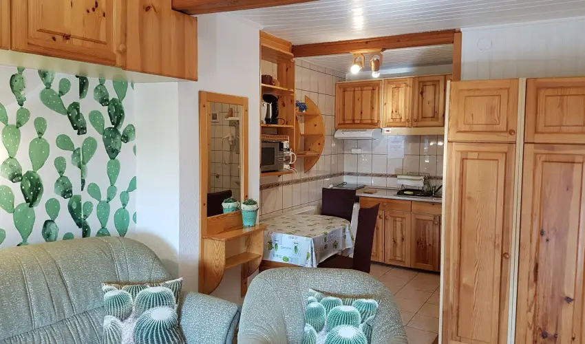 Kaktusz Villa H�v�z - M�jus 1. (min. 2 �j)