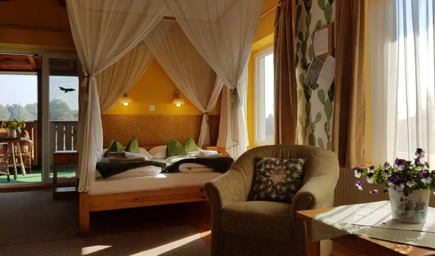 Kaktusz Villa H�v�z - M�jus 1. (min. 2 �j)