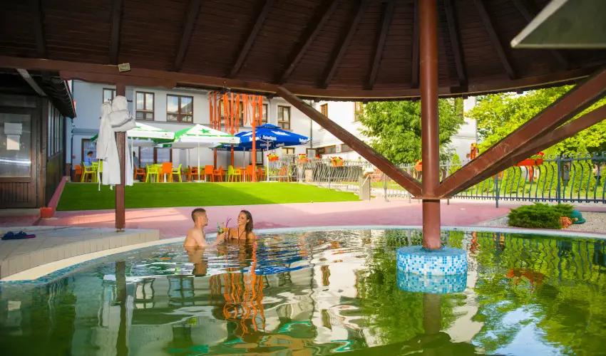 Hotel Kamilla Balmaz�jv�ros - M�jus 1. (min. 2 �j)