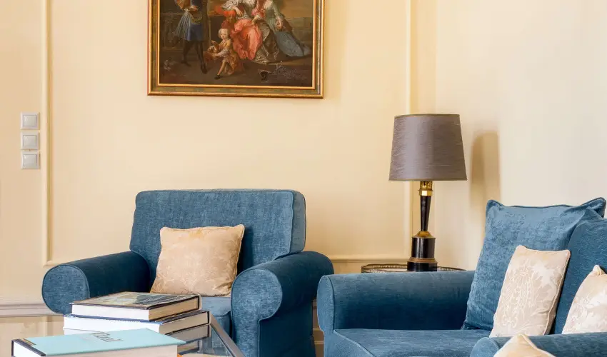 Krolyi Kastly Hotel & Restaurant  Fehrvrcsurg - Mjus 1. - specilis elrefizetssel