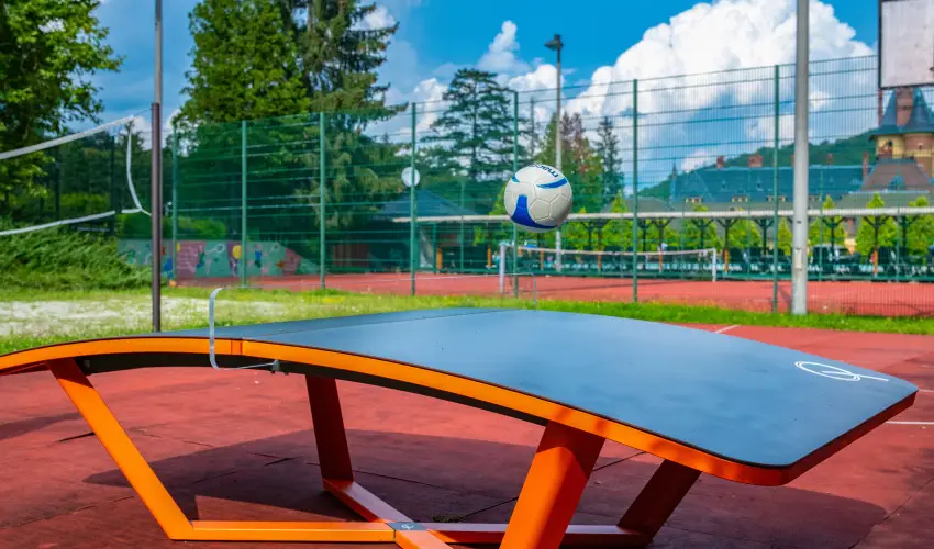 Kastlyhotel Sasvr Pardsasvr - Mjus 1. (min. 2 j)