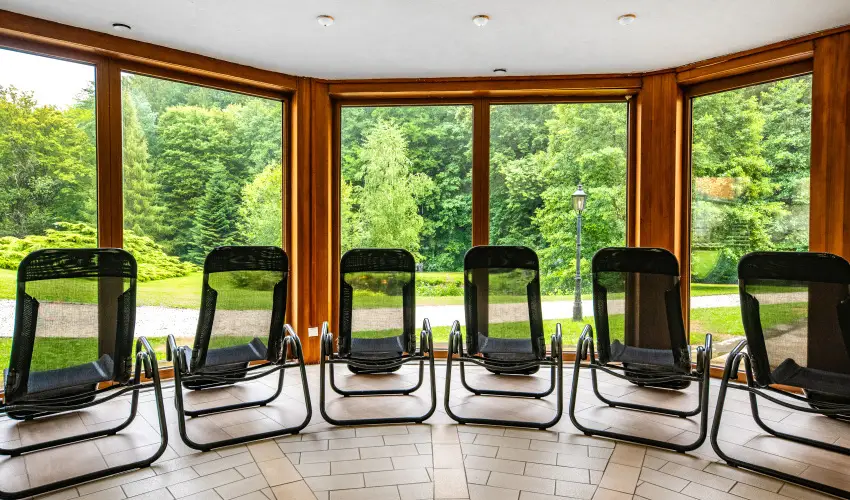 Kastlyhotel Sasvr Pardsasvr - Mjus 1. (min. 2 j)