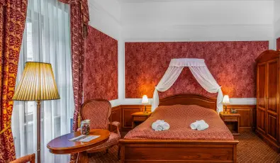 Kastlyhotel Sasvr Pardsasvr