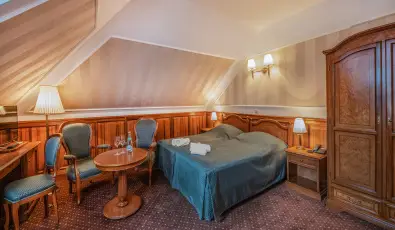 Kastlyhotel Sasvr Pardsasvr