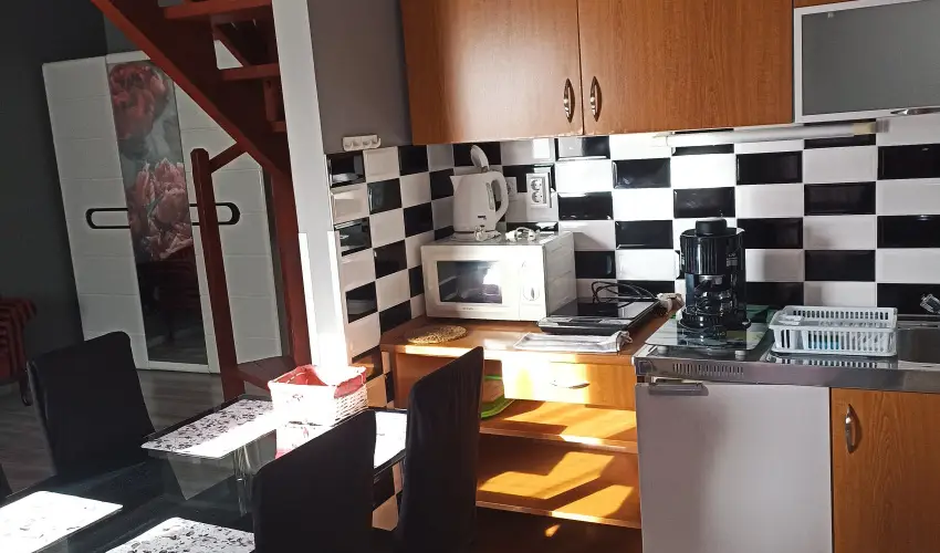 Kk Laguna Wellness Apartmanok Egerszalk - Mjus 1.