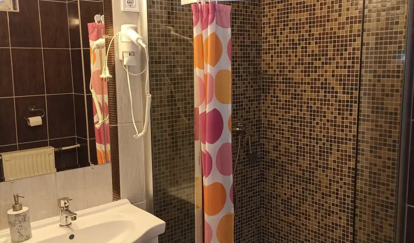 Kk Laguna Wellness Apartmanok Egerszalk - Mjus 1.