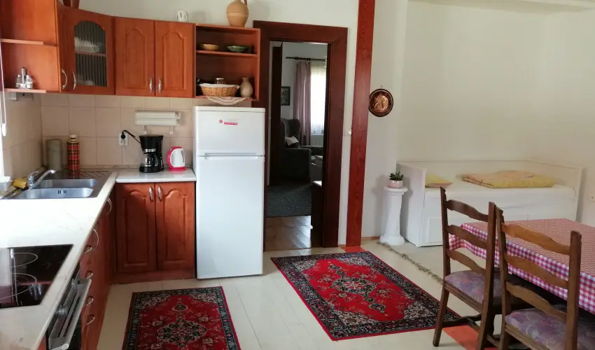 Kerca Bio Farm Kercaszomor - Mjus 1. (min. 2 j)