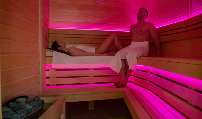 Kt Korona Konferencia & Wellness Hotel Balatonszrsz - Mjus 1.