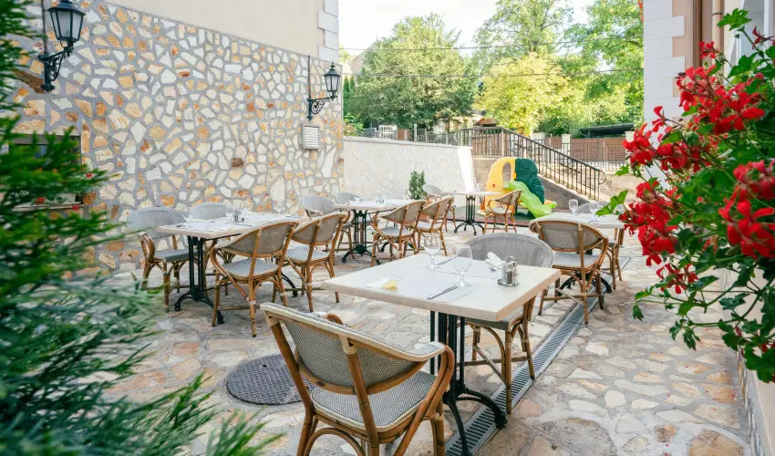 Kikelet Club Hotel Miskolctapolca - M�jus 1.