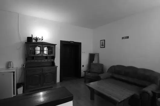 K�bor Macska Fogad� - M�jus 1.