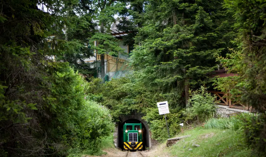 Kkapu Vadszkastly s Hotel & Apartments Nagyhuta - Mjus 1. (min. 2 j)