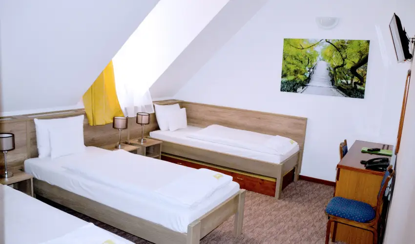 Kkapu Vadszkastly s Hotel & Apartments Nagyhuta - Mjus 1. (min. 2 j)