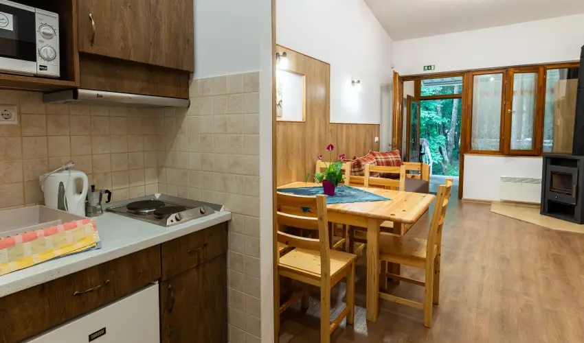 Kkapu Vadszkastly s Hotel & Apartments Nagyhuta - Mjus 1. (min. 2 j)