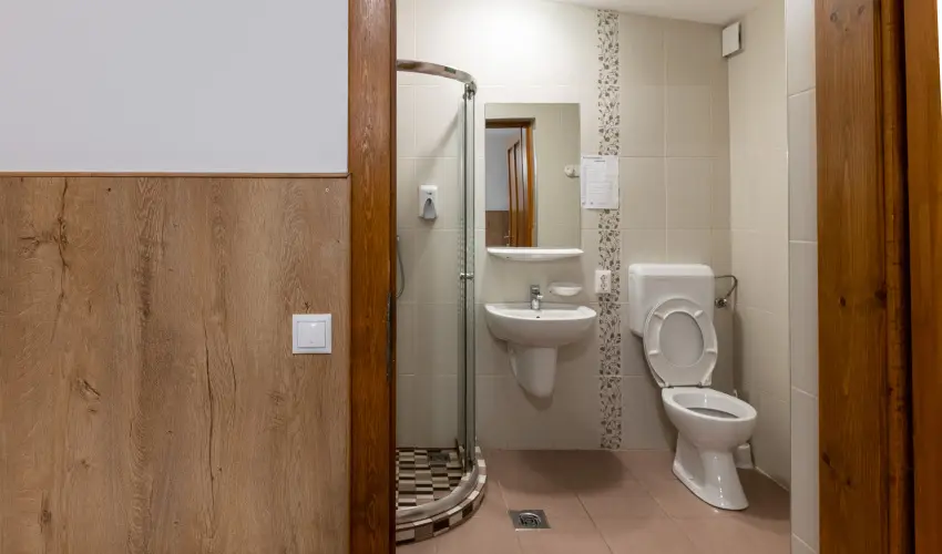 Kkapu Vadszkastly s Hotel & Apartments Nagyhuta - Mjus 1. (min. 2 j)