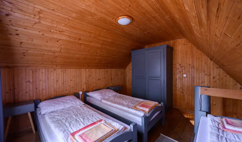 Kkapu Vadszkastly s Hotel & Apartments Nagyhuta - Mjus 1. (min. 2 j)