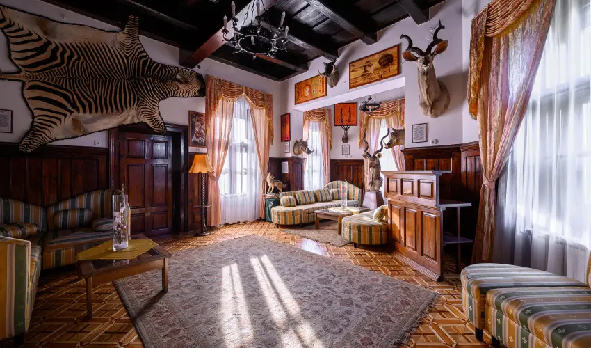 Kkapu Vadszkastly s Hotel & Apartments Nagyhuta - Mjus 1. (min. 2 j)