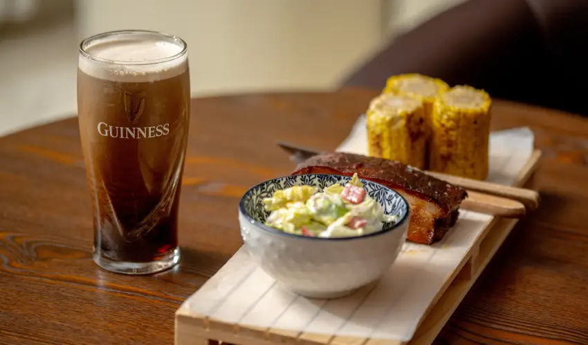 Kkapu Vadszkastly s Hotel & Apartments Nagyhuta - Mjus 1. (min. 2 j)