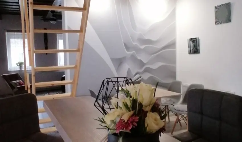 K�kert Pihen�h�z K�szeg - M�jus 1.