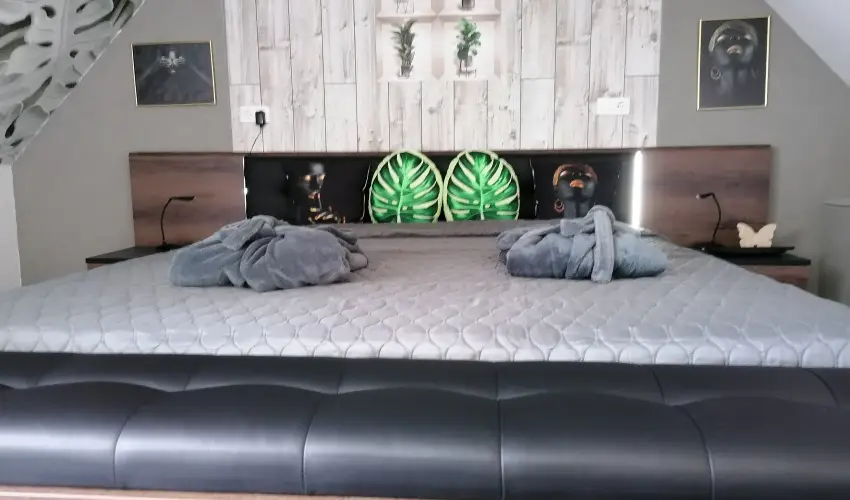 K�kert Pihen�h�z K�szeg - M�jus 1.