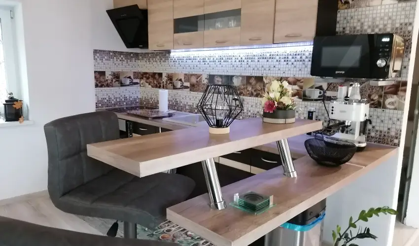 K�kert Pihen�h�z K�szeg - M�jus 1.