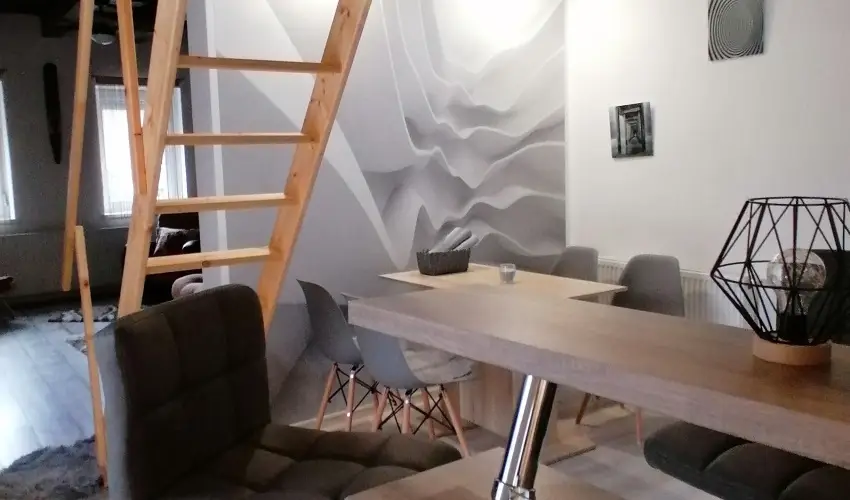 K�kert Pihen�h�z K�szeg - M�jus 1.