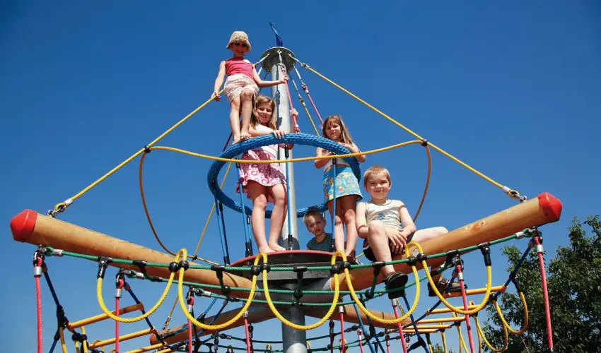 Kolping Family Resort Alsphok - Mjus 1. (min. 3 j)