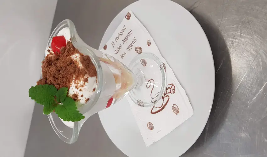 Komfort Hotel Platn Harkny - Mjus 1.