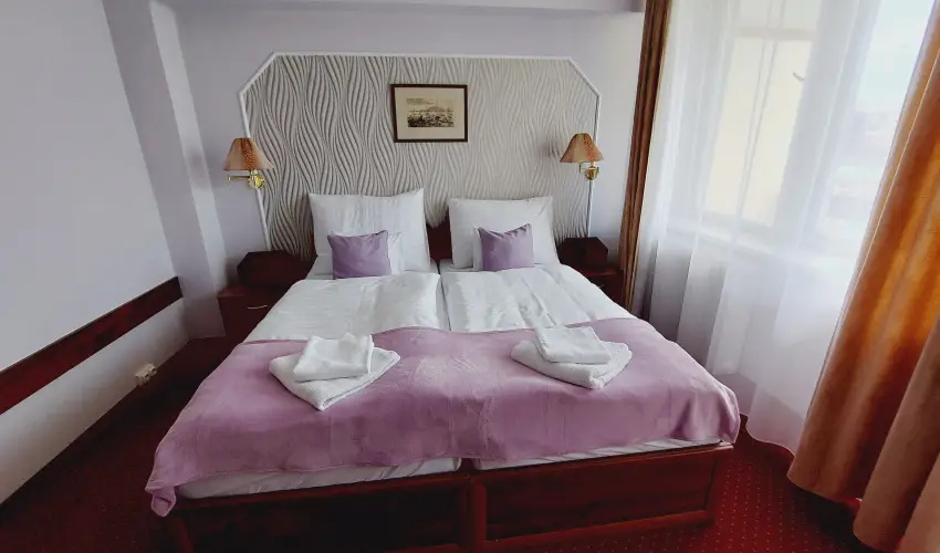 Komfort Hotel Platn Harkny - Mjus 1.