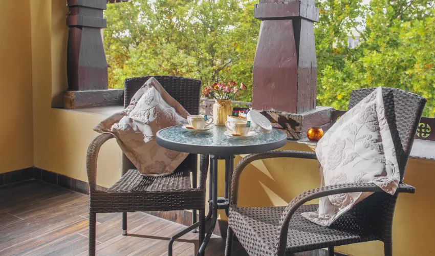 Koml Hotel Gyula - Mjus 1. (min. 2 j)