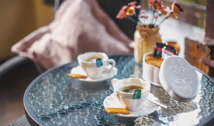 Koml Hotel Gyula - Mjus 1. (min. 2 j)