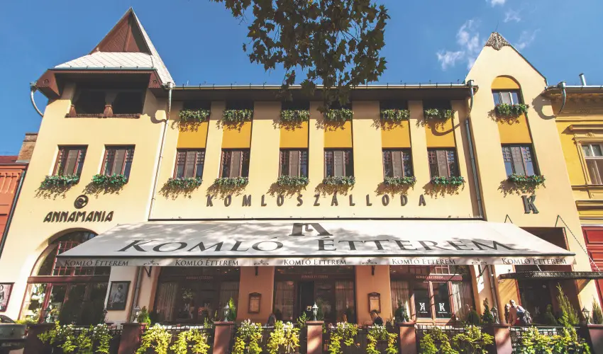 Koml Hotel Gyula - Mjus 1. (min. 2 j)