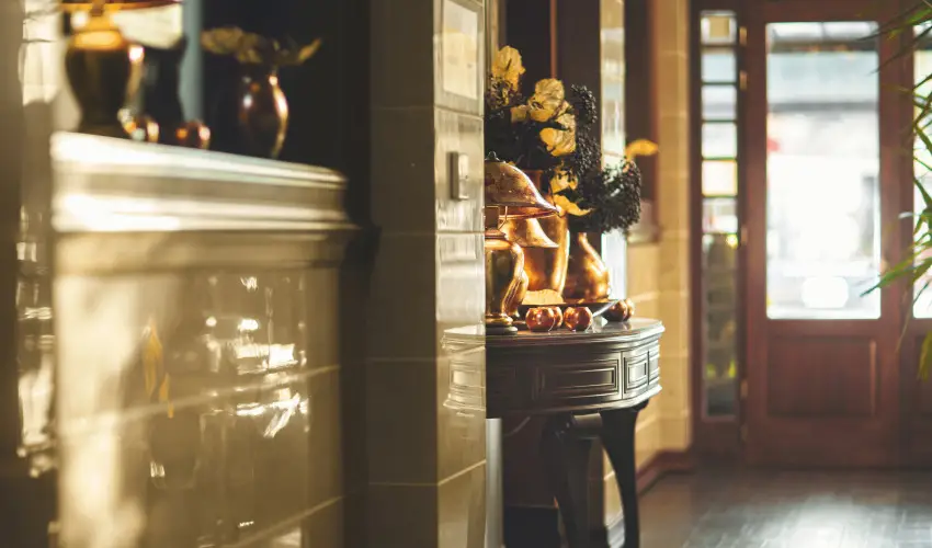 Koml Hotel Gyula - Mjus 1. (min. 2 j)