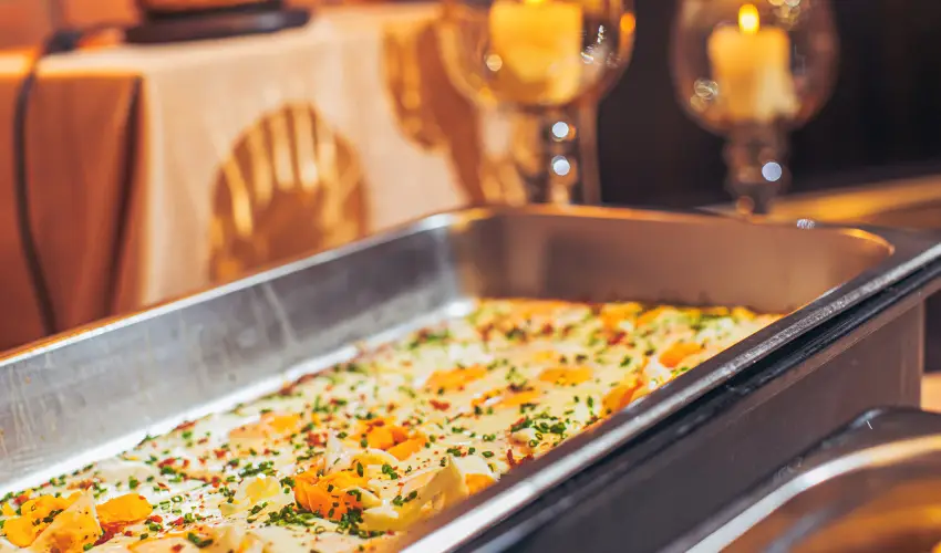 Koml Hotel Gyula - Mjus 1. (min. 2 j)