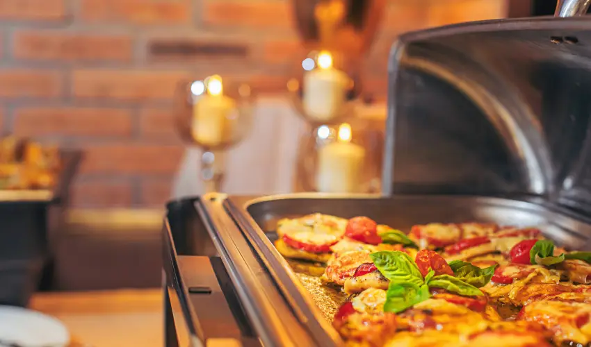 Koml Hotel Gyula - Mjus 1. (min. 2 j)