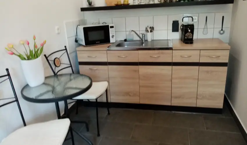 K�szeghegyalja Vend�gh�z Horv�tzsid�ny - M�jus 1. (min. 2 �j)