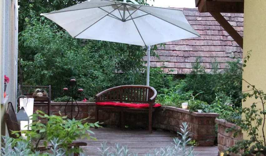 K�szeghegyalja Vend�gh�z Horv�tzsid�ny - M�jus 1. (min. 2 �j)