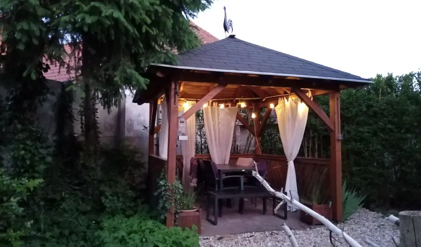 K�szeghegyalja Vend�gh�z Horv�tzsid�ny - M�jus 1. (min. 2 �j)