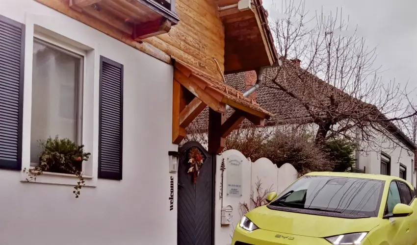 K�szeghegyalja Vend�gh�z Horv�tzsid�ny - M�jus 1. (min. 2 �j)