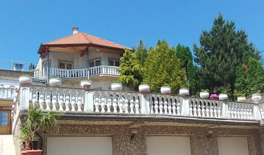 Kristly Apartman Hvz - Mjus 1. (min. 2 j)