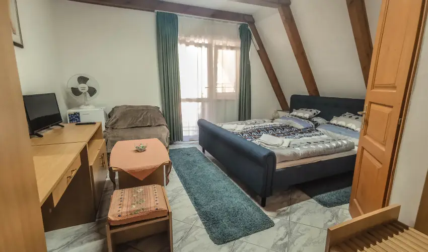 Kristly Apartman Hvz - Mjus 1. (min. 2 j)