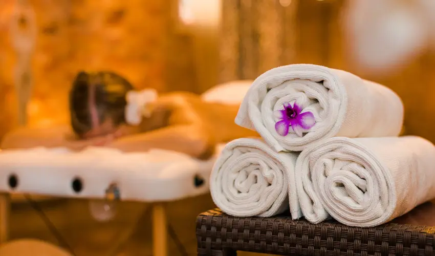 Kristly Imperial Hotel Tata - Mjus 1. 