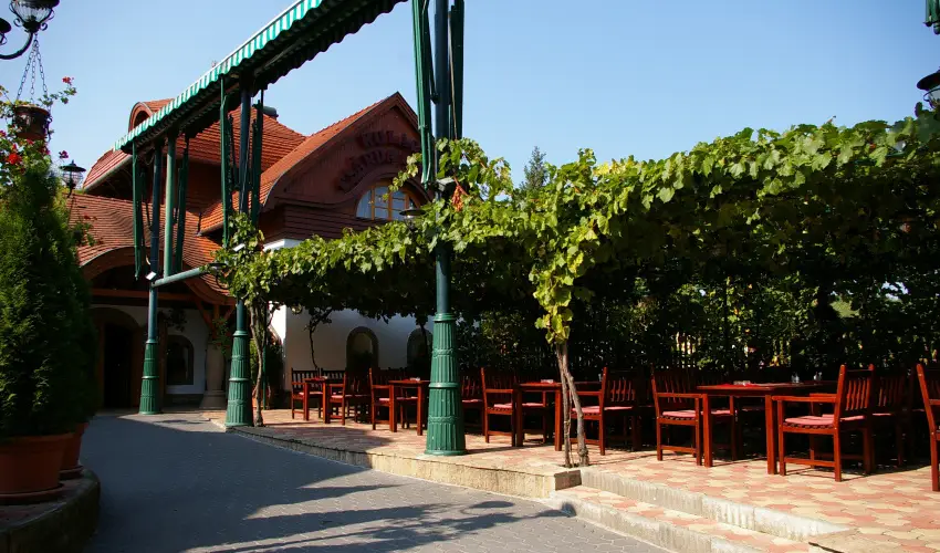 Kulacs Csrda & Panzi Eger - Mjus 1.