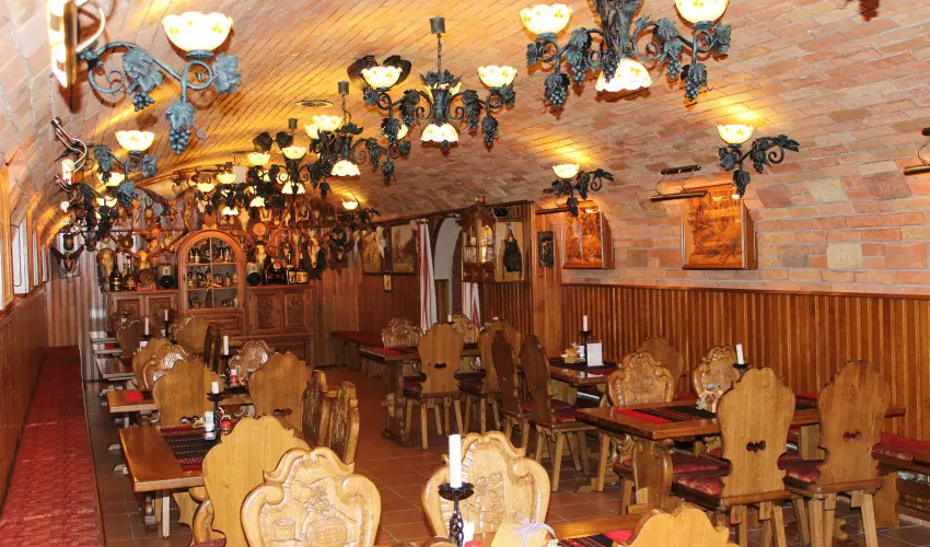 Kulacs Csrda & Panzi Eger - Mjus 1.