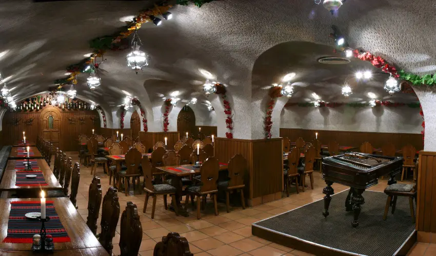 Kulacs Csrda & Panzi Eger - Mjus 1.