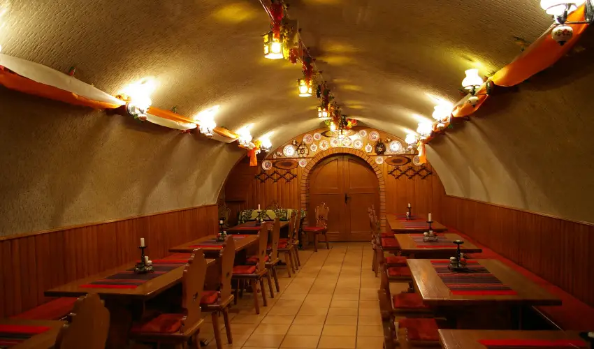 Kulacs Csrda & Panzi Eger - Mjus 1.