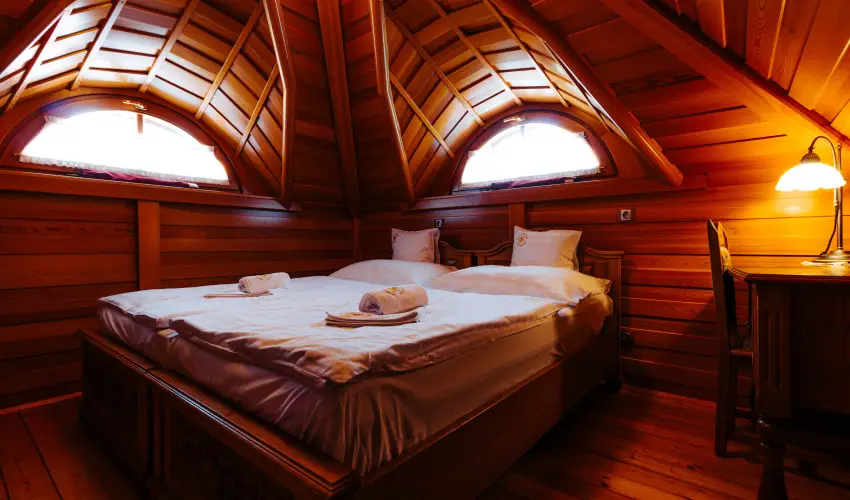 Kulacs Csrda & Panzi Eger - Mjus 1.