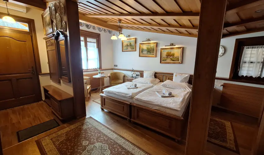 Kulacs Csrda & Panzi Eger - Mjus 1.