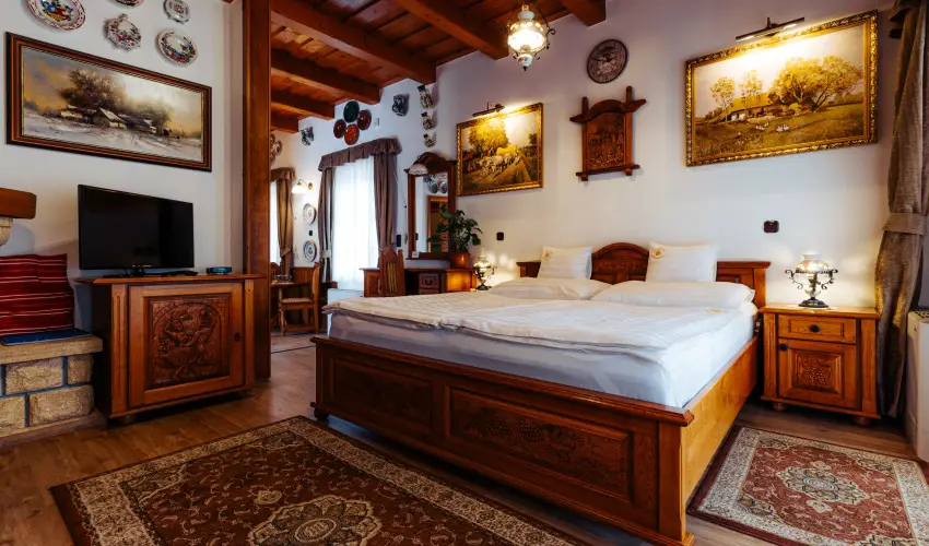 Kulacs Csrda & Panzi Eger - Mjus 1.